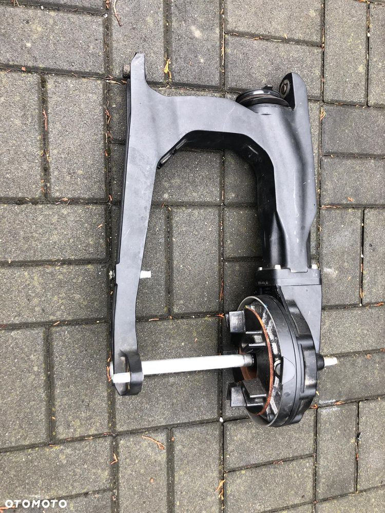 Moto Guzzi V7  zbiornik kolektor kardan  Lampa Led  rama przełączniki - 4