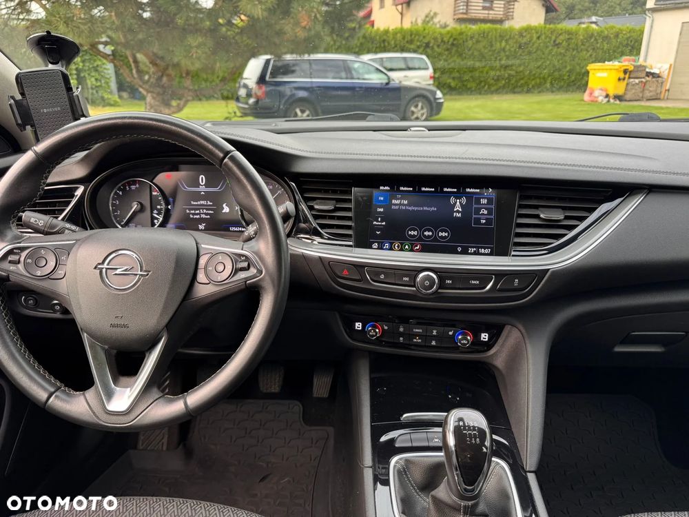 Opel Insignia 1.6 CDTI Enjoy S&S - 10