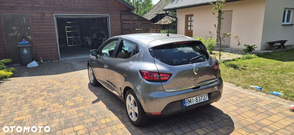 Renault Clio - 7