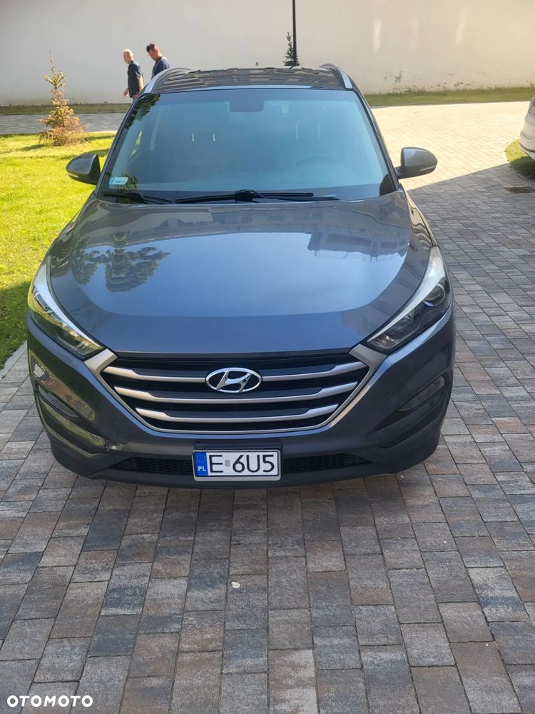 Hyundai Tucson - 2