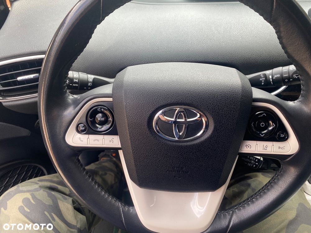 Toyota Prius Hybrid Comfort - 9