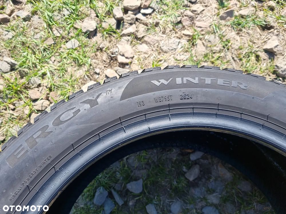 OPONY PIRELLI POWERGY WINTER 235/45R18 98V XL 2024r.8.5/7,8mm super stan - 12