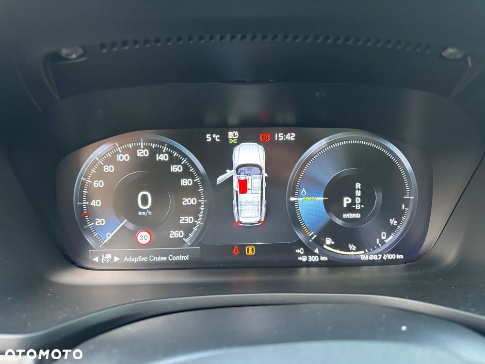 Volvo V60 T8 AWD Recharge Geartronic RDesign - 41