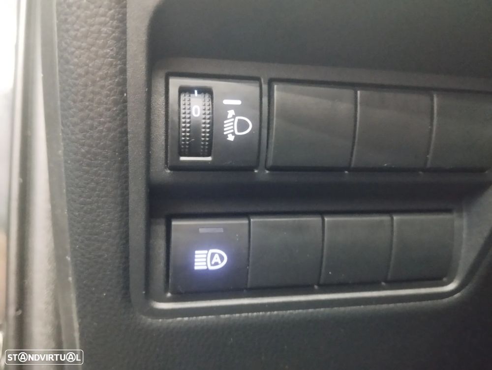 Toyota Yaris 1.5 HDF Comfort - 17