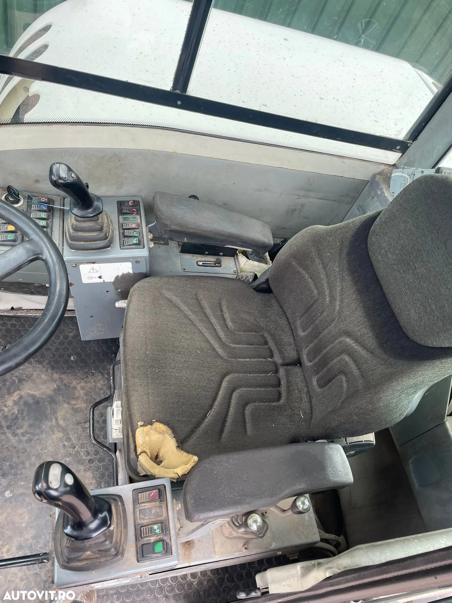 Terex TW70 excavator pe roti compact - 7