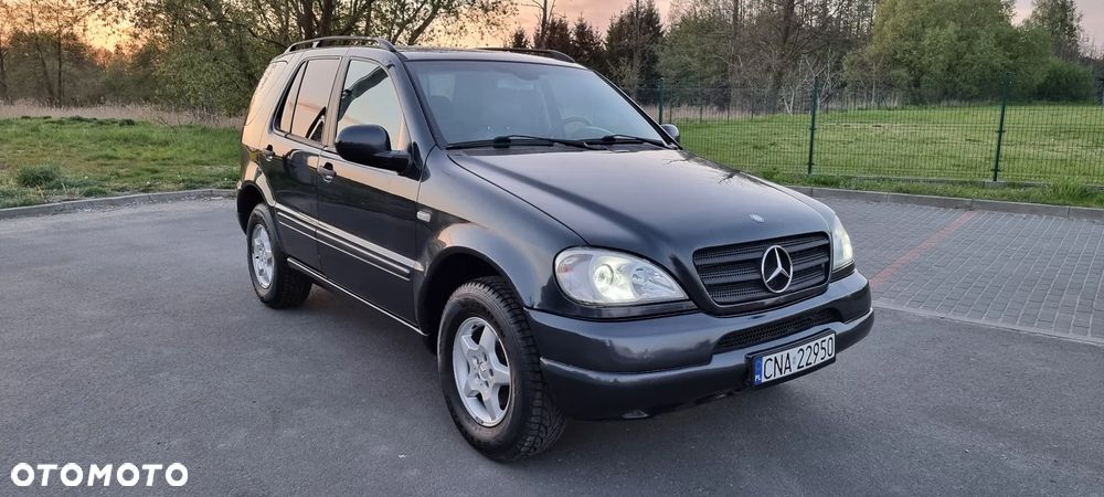 Mercedes-Benz ML - 8
