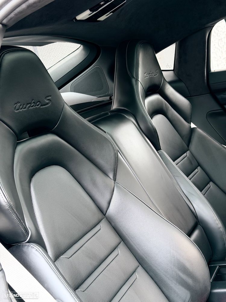 Porsche Panamera Turbo S E-Hybrid Executive - 16