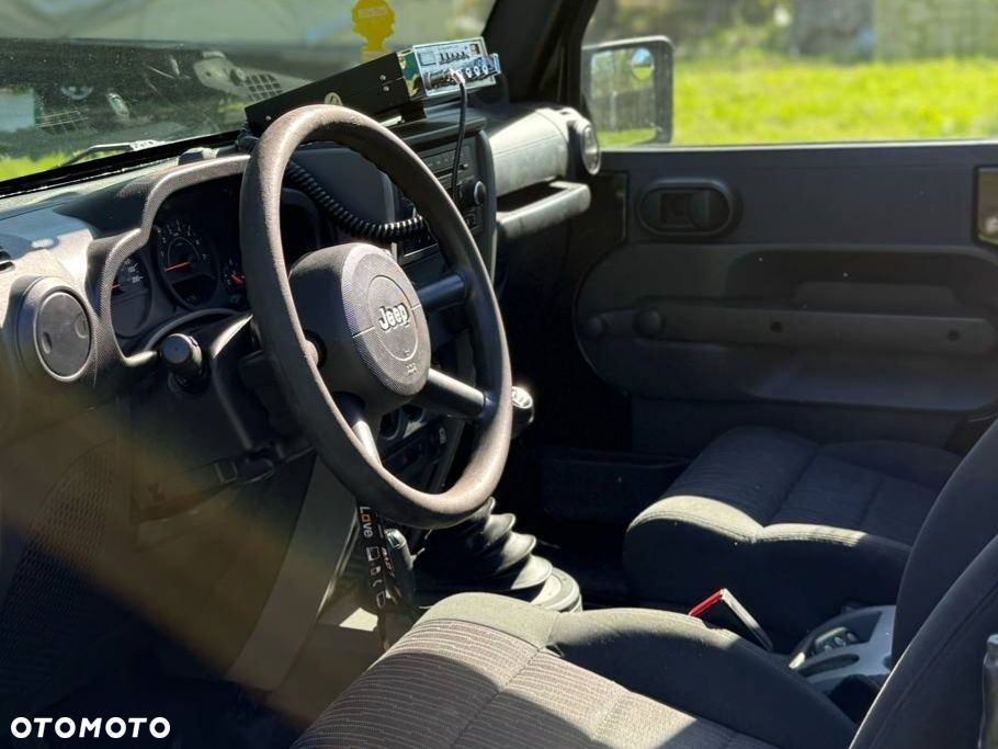 Jeep Wrangler 3.8 Sport - 2