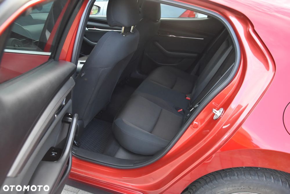 Mazda 3 e-SKYACTIV-G 2.0 M HYBRID DRIVE - 11