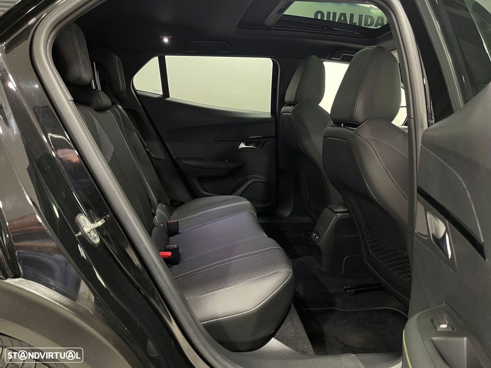 Peugeot 2008 1.2 PureTech GT Line - 20