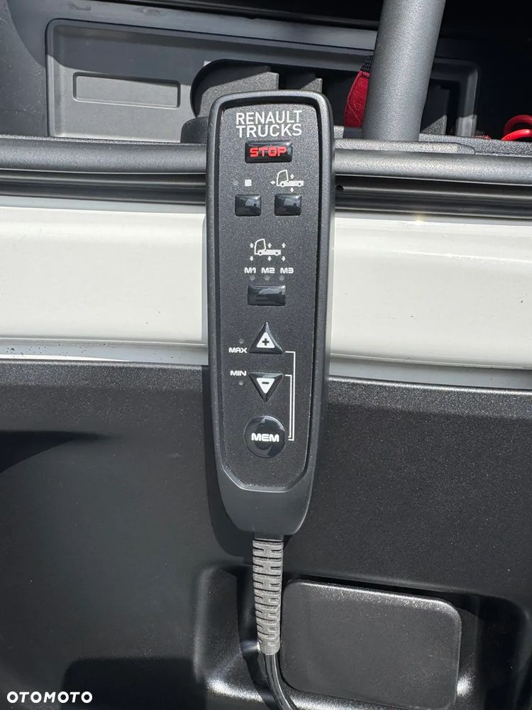 Renault T 520 / ACC / HIGH CAB  / CAŁA NA PODUSZKACH - FULL AIR / KLIMA POSTOJOWA / OBRACANY FOTEL / Z NIEMIEC - 27