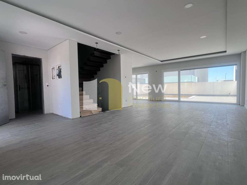 Moradia Nova T3+1 com Piscina em Alcochete. - Grande imagem: 5/38