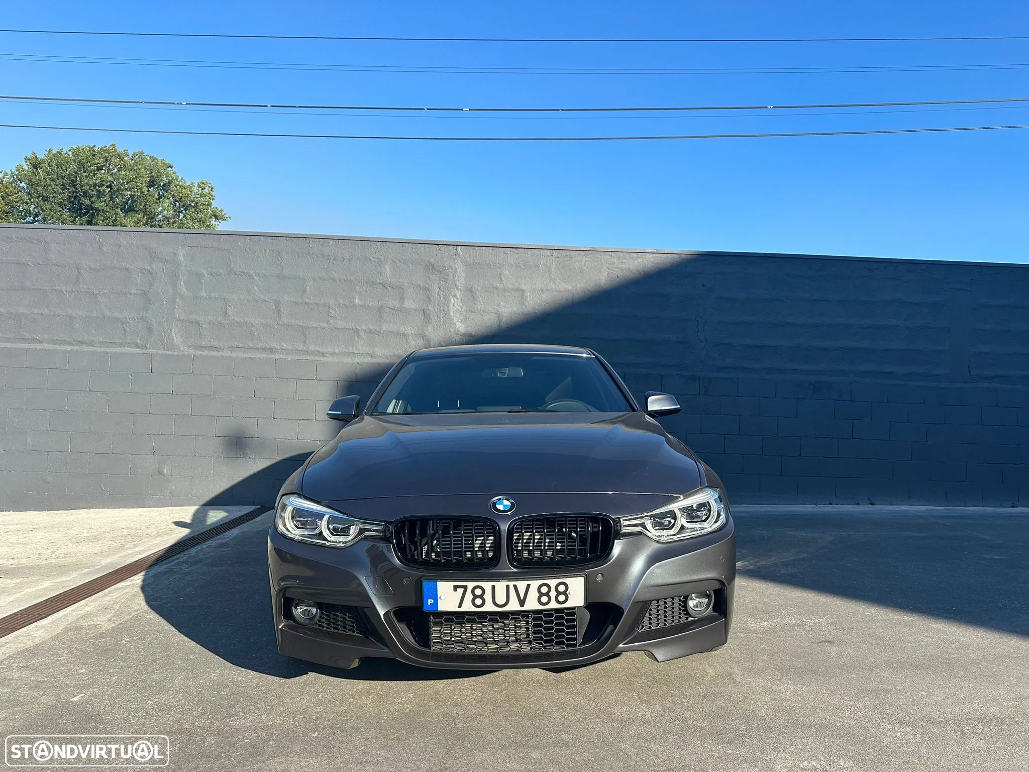 BMW 330 e iPerformance Pack M Shadow - 2