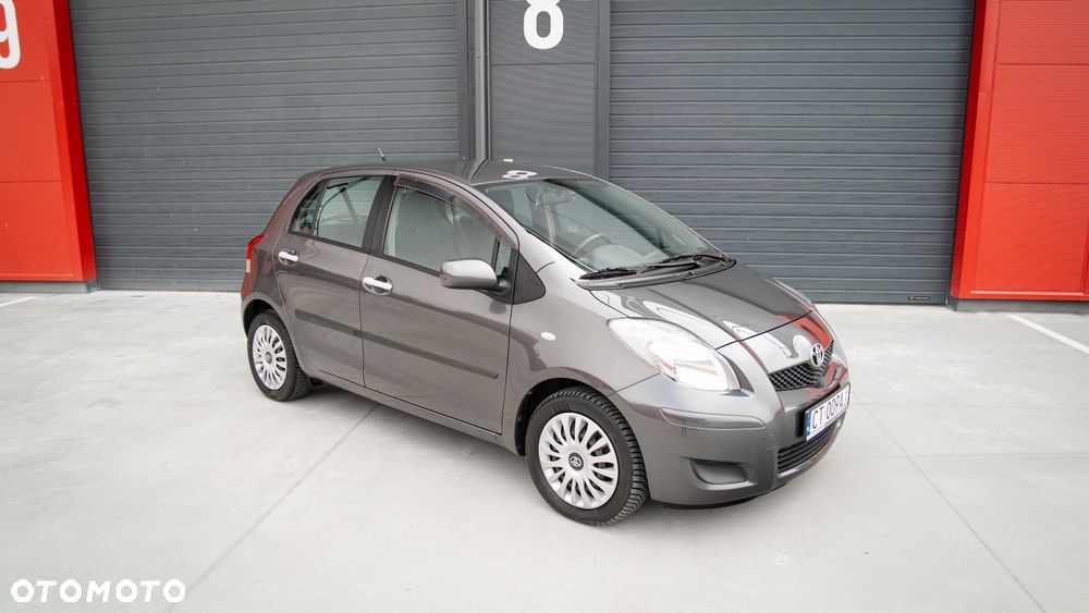 Toyota Yaris - 7