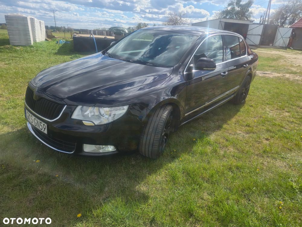 Skoda Superb 2.0 TDI Platinum DSG - 4