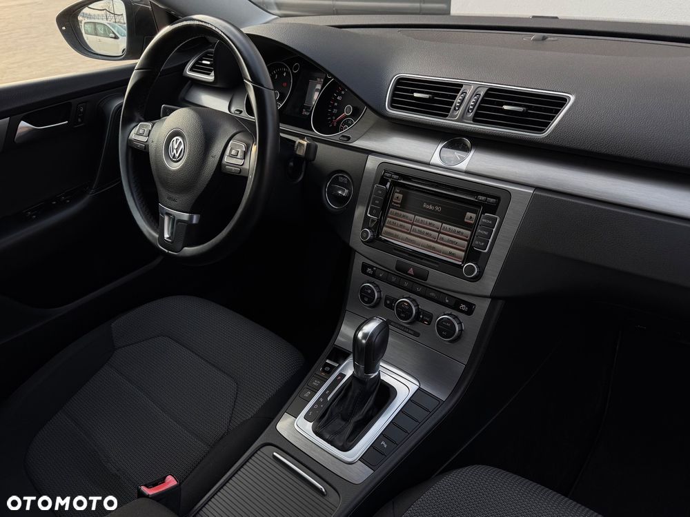 Volkswagen Passat 1.8 TSI DSG Comfortline - 30