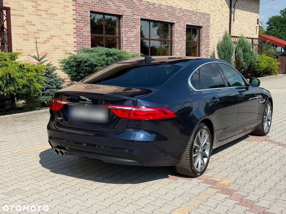 Jaguar XF 2.0 i4D Prestige - 7