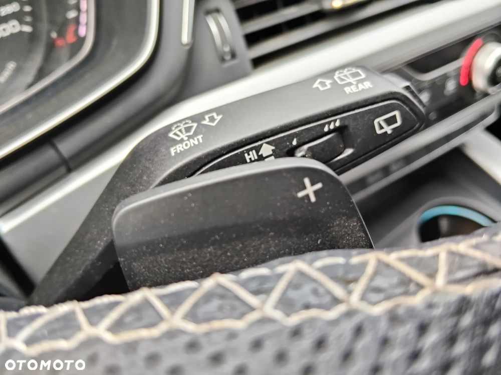 Audi A4 Avant 2.0 TDI S tronic - 34