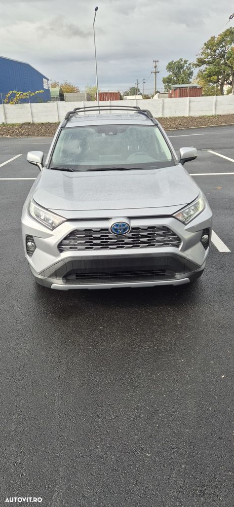 Toyota RAV4 - 3