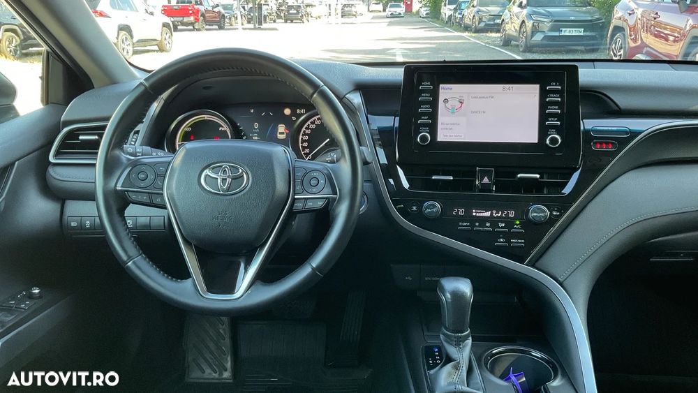 Toyota Camry 2.5 Business - 10