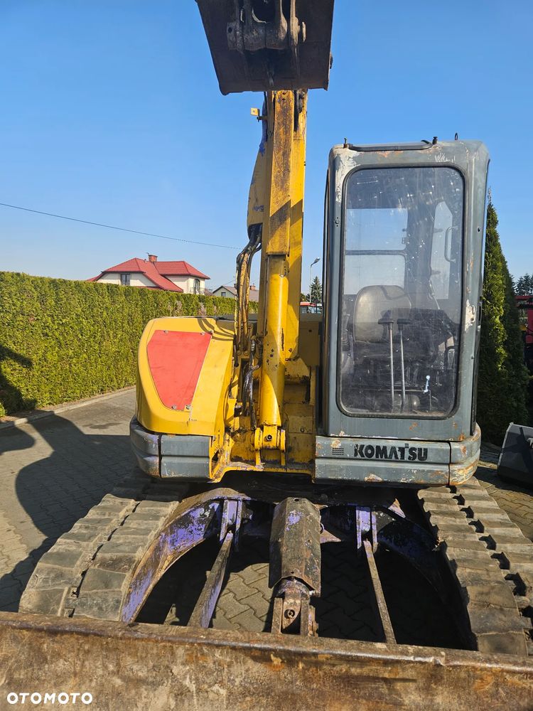Komatsu PC75uu - 7