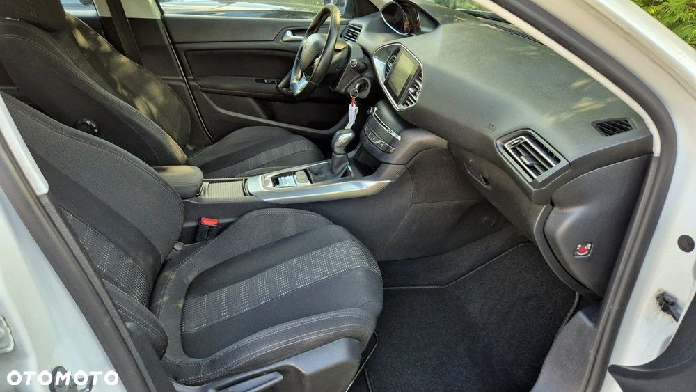 Peugeot 308 BlueHDi FAP 150 EAT6 Stop & Start Allure - 18