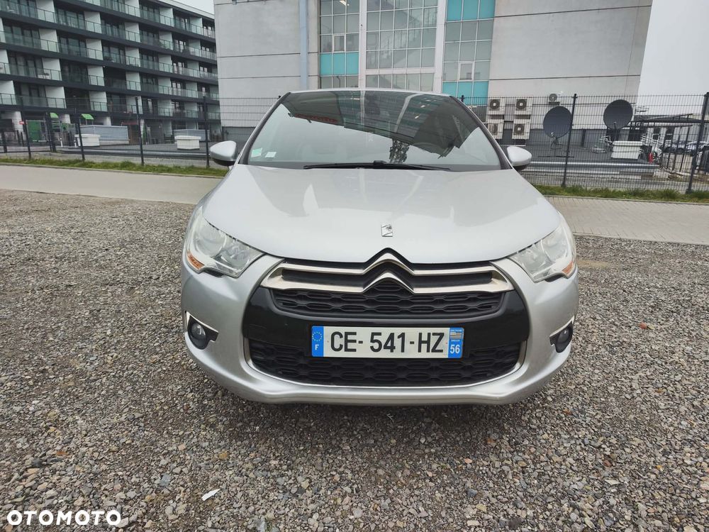 Citroën DS4 BlueHDi 120 Urban Show - 14