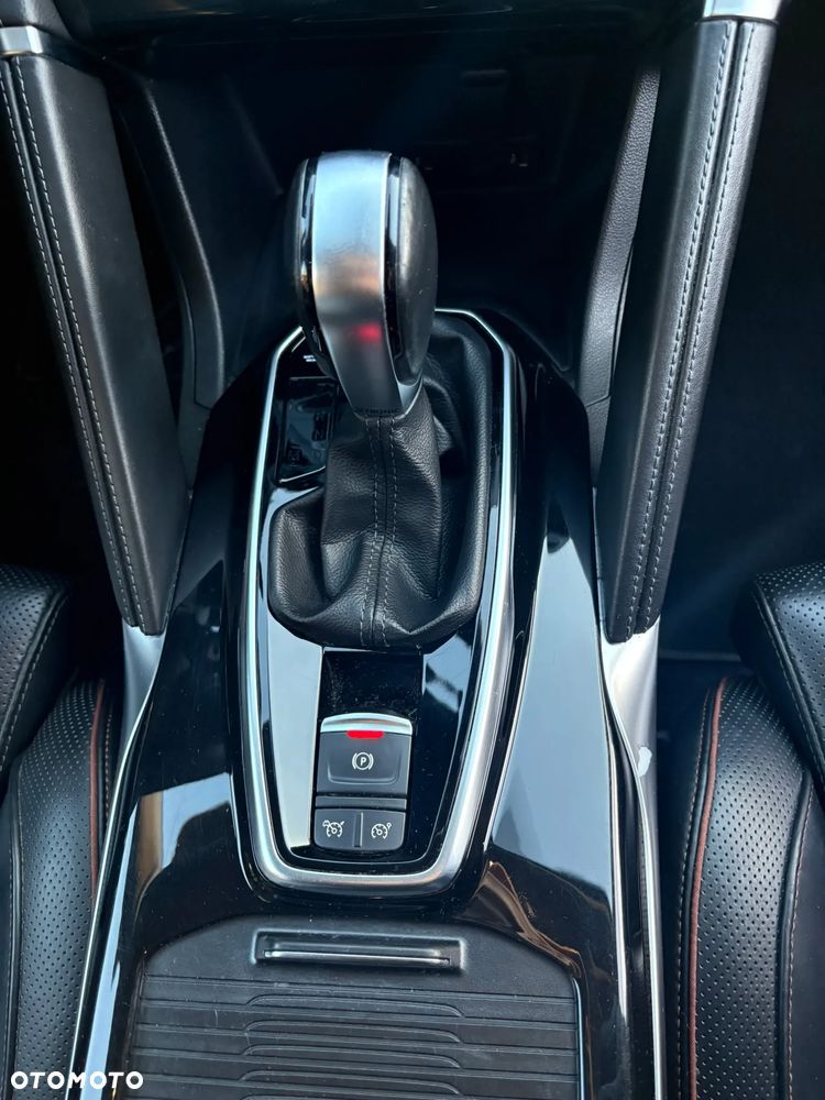 Renault Koleos 2.0 Blue dCi Initiale Paris 4x4 X-Tronic - 13