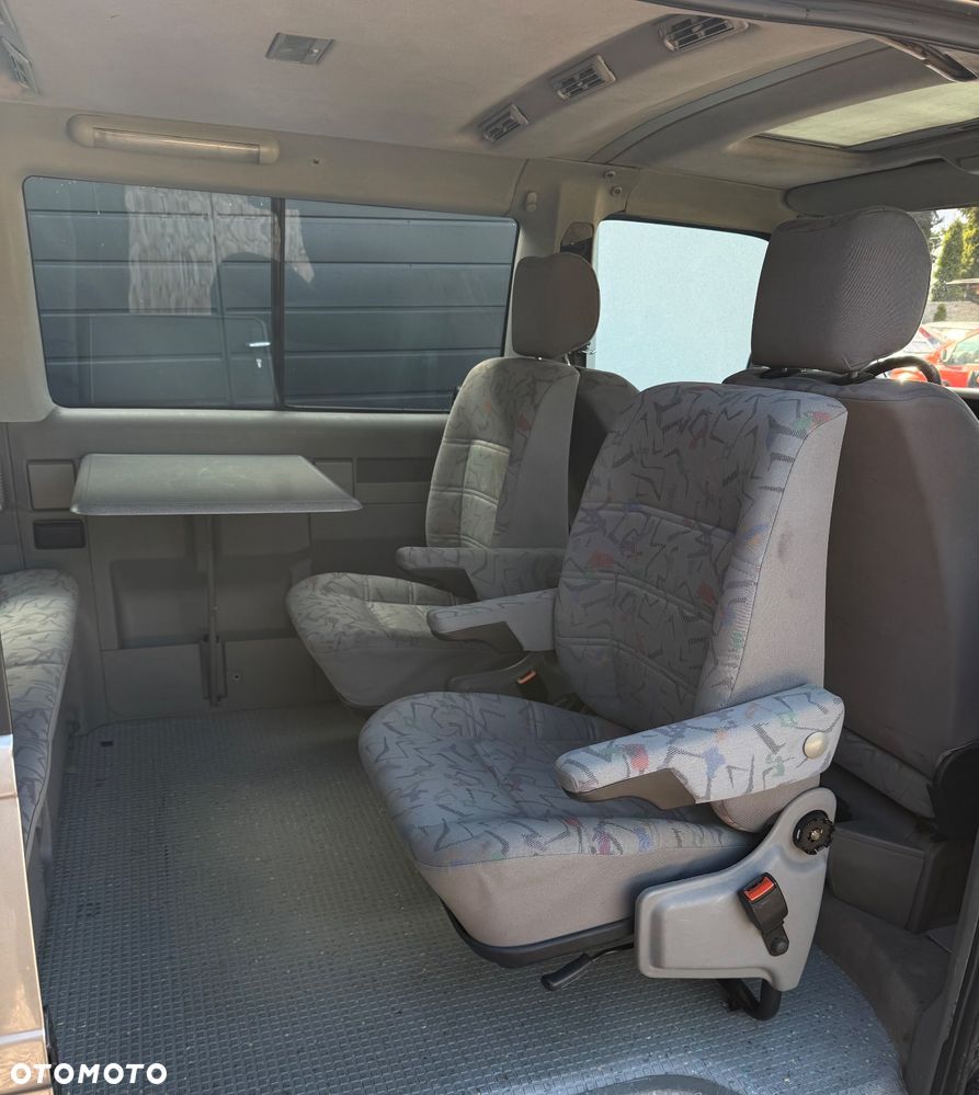 Volkswagen Multivan Standard - 7