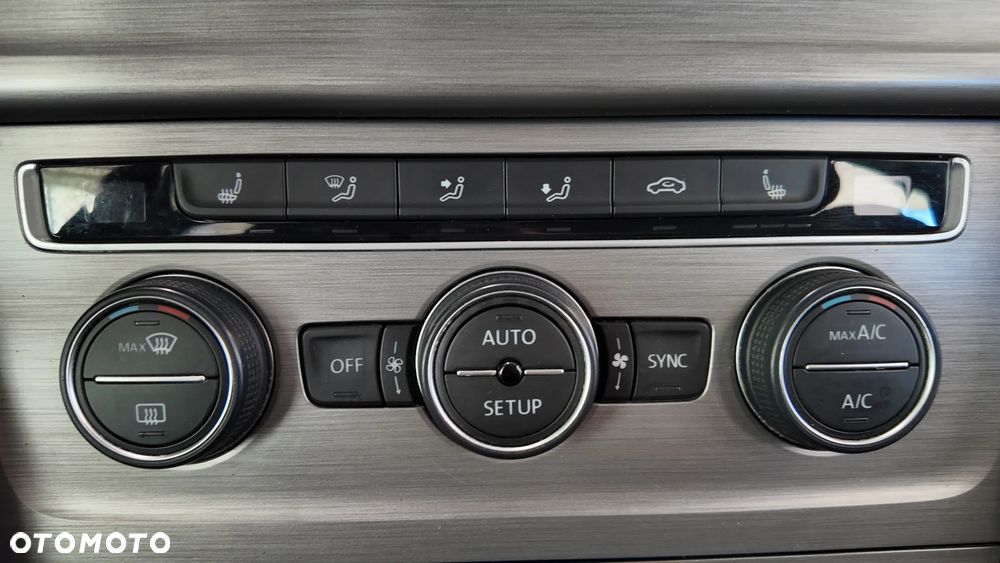 Volkswagen Golf Variant ver-2-0-bluetdi-comfortline - 29