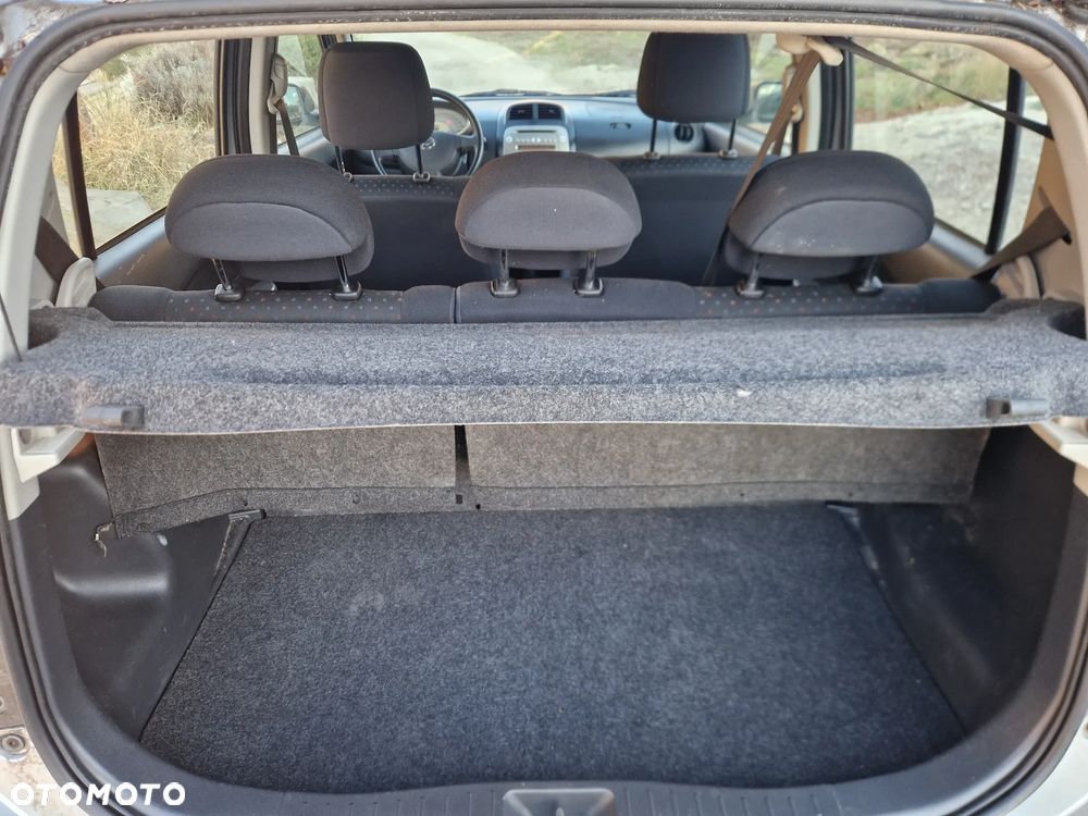 Daihatsu Sirion 1.0 - 16