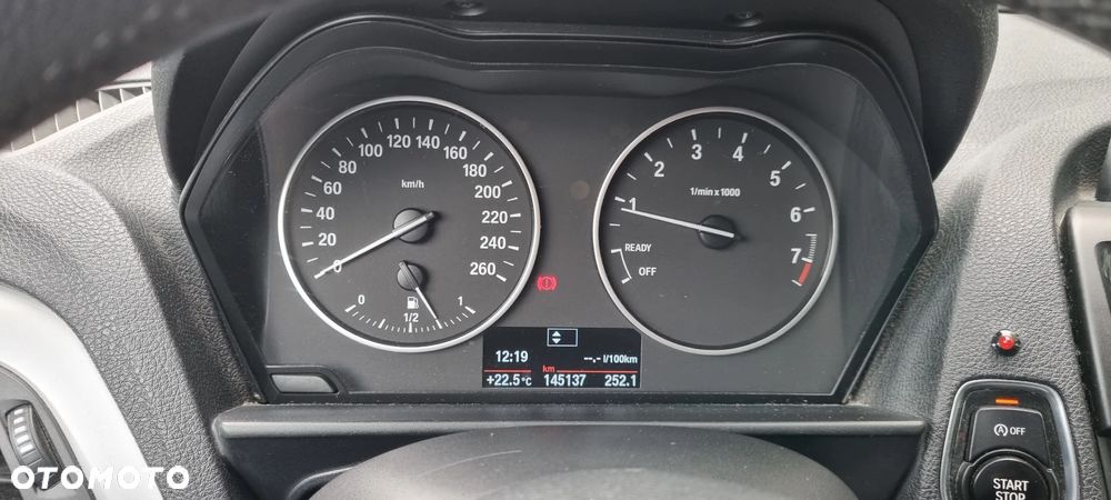 BMW Seria 1 116i - 22