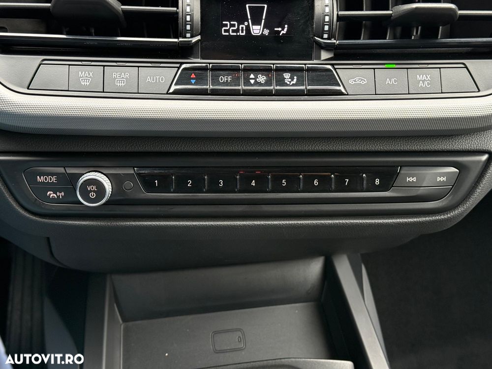 BMW Seria 1 118d Aut. Edition Metropolitan - 30