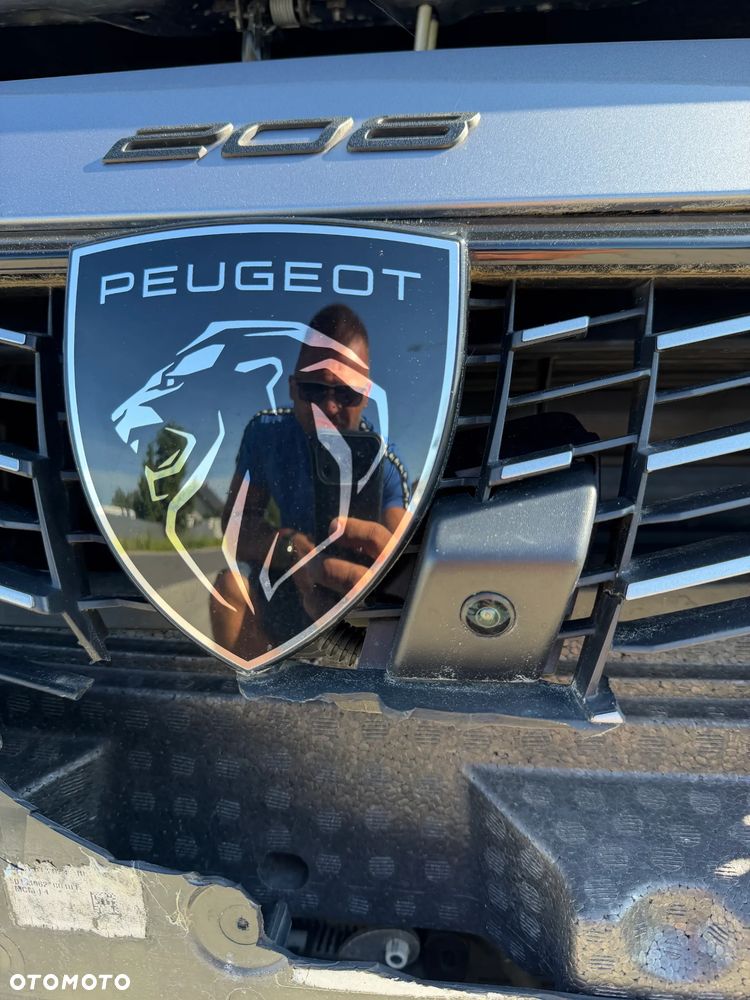 Peugeot 208 PureTech 100 Allure - 5