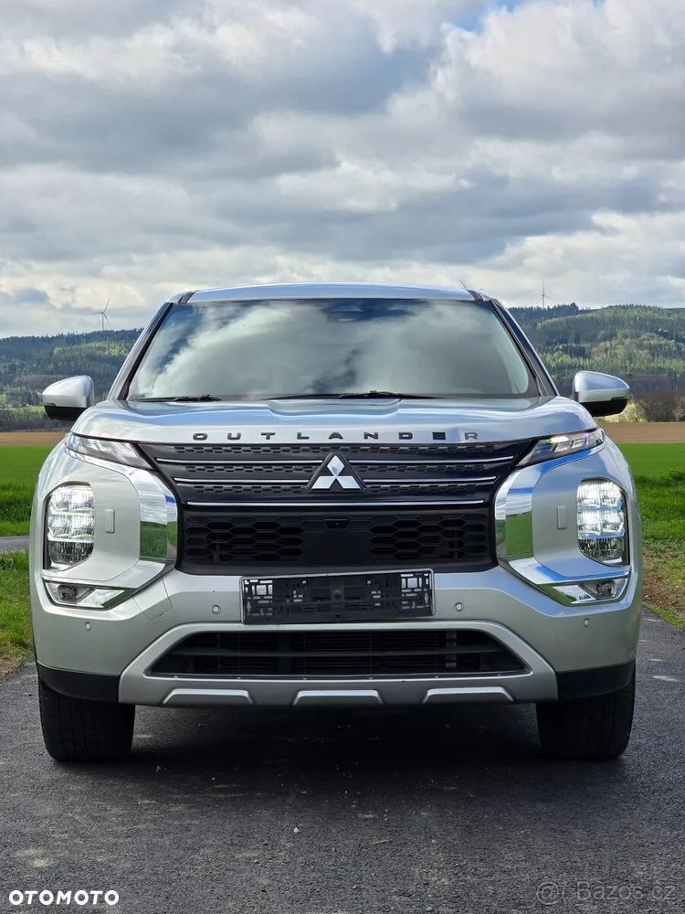 Mitsubishi Outlander 2.4 4WD CVT Intense - 5