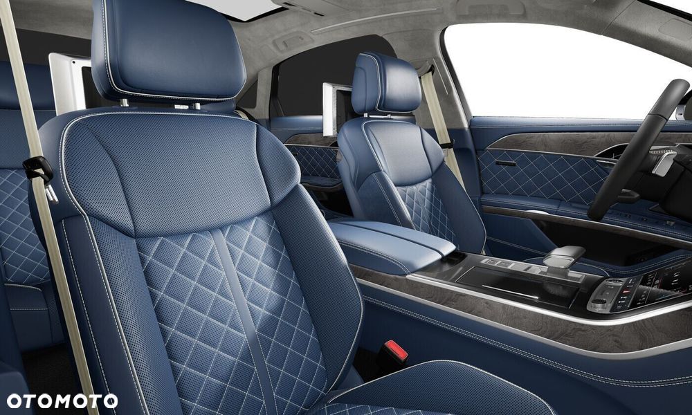 Audi A8 - 4