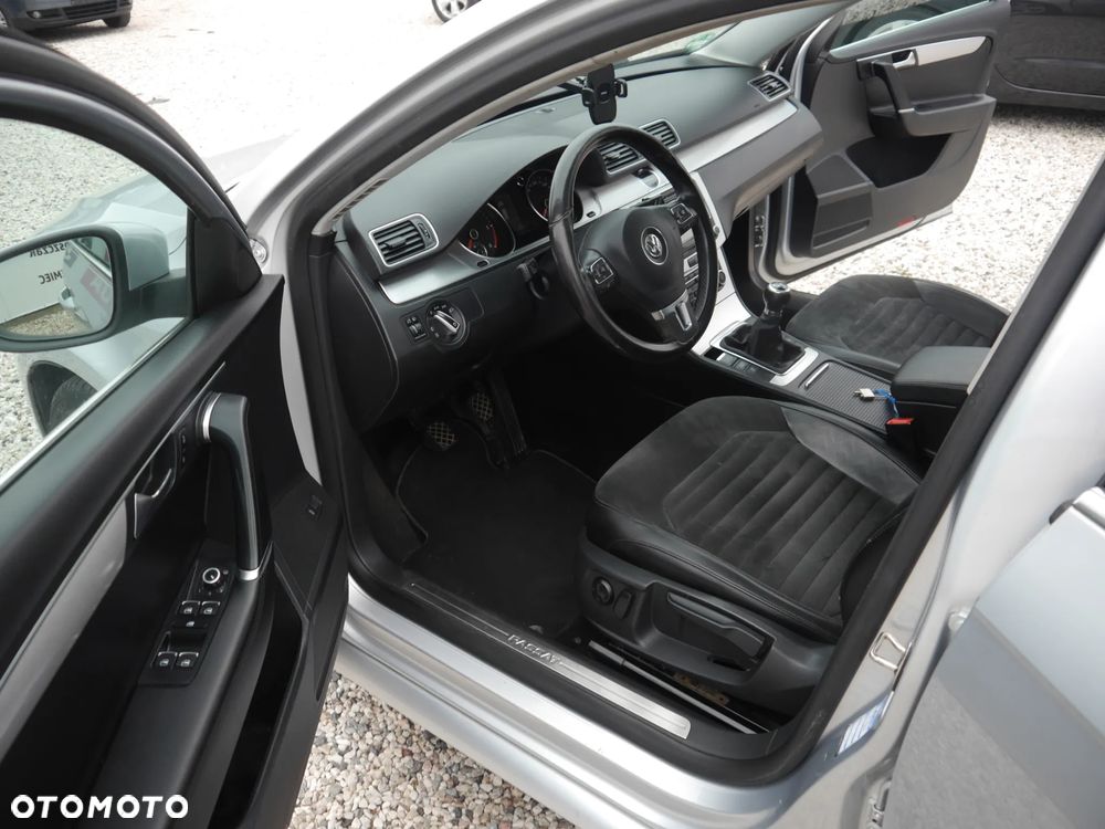 Volkswagen Passat 2.0 TDI BlueMotion Technology Highline - 5