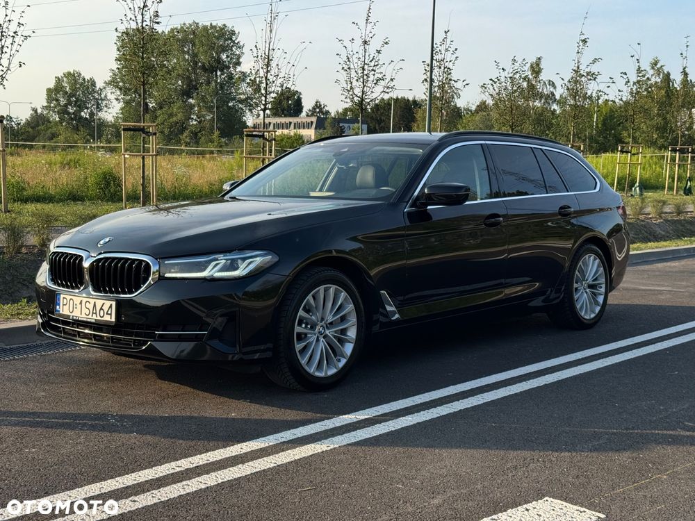 BMW Seria 5 530i xDrive mHEV - 2