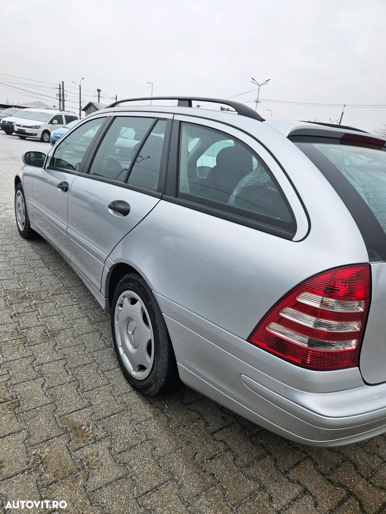 Mercedes-Benz C 200 T Kompressor Classic - 4