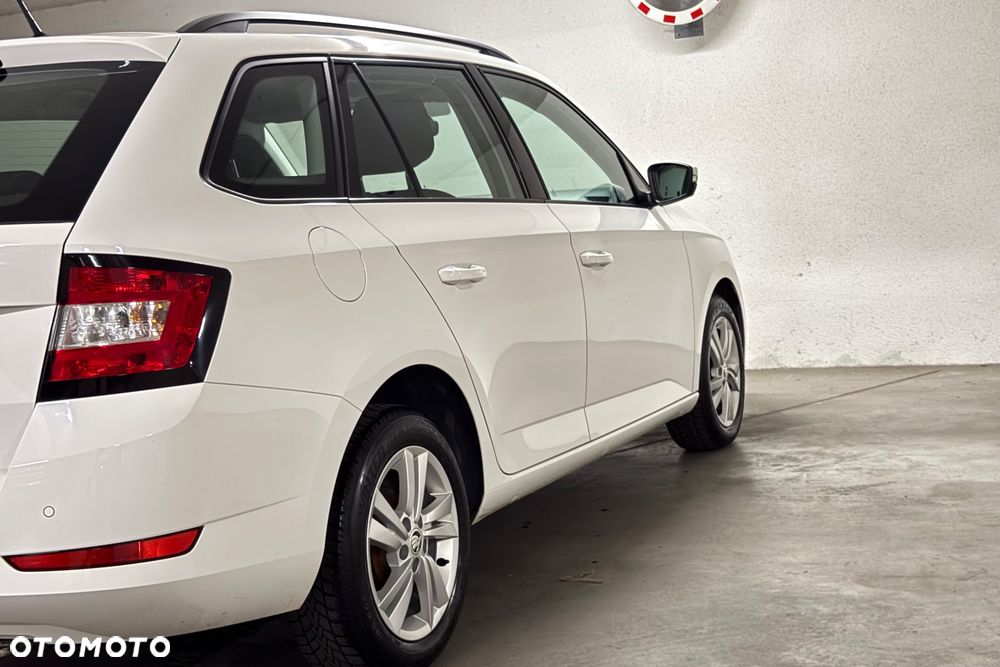 Skoda Fabia 1.0 TSI Ambition - 26