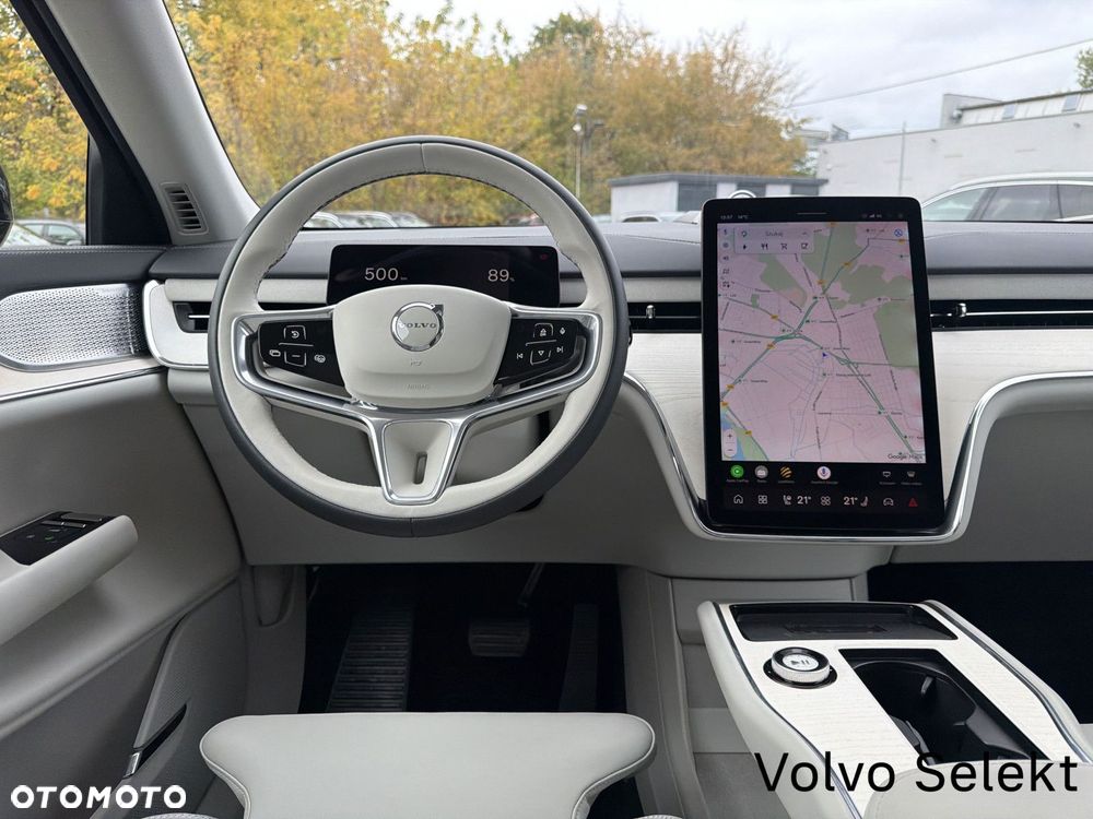 Volvo EX90 - 16