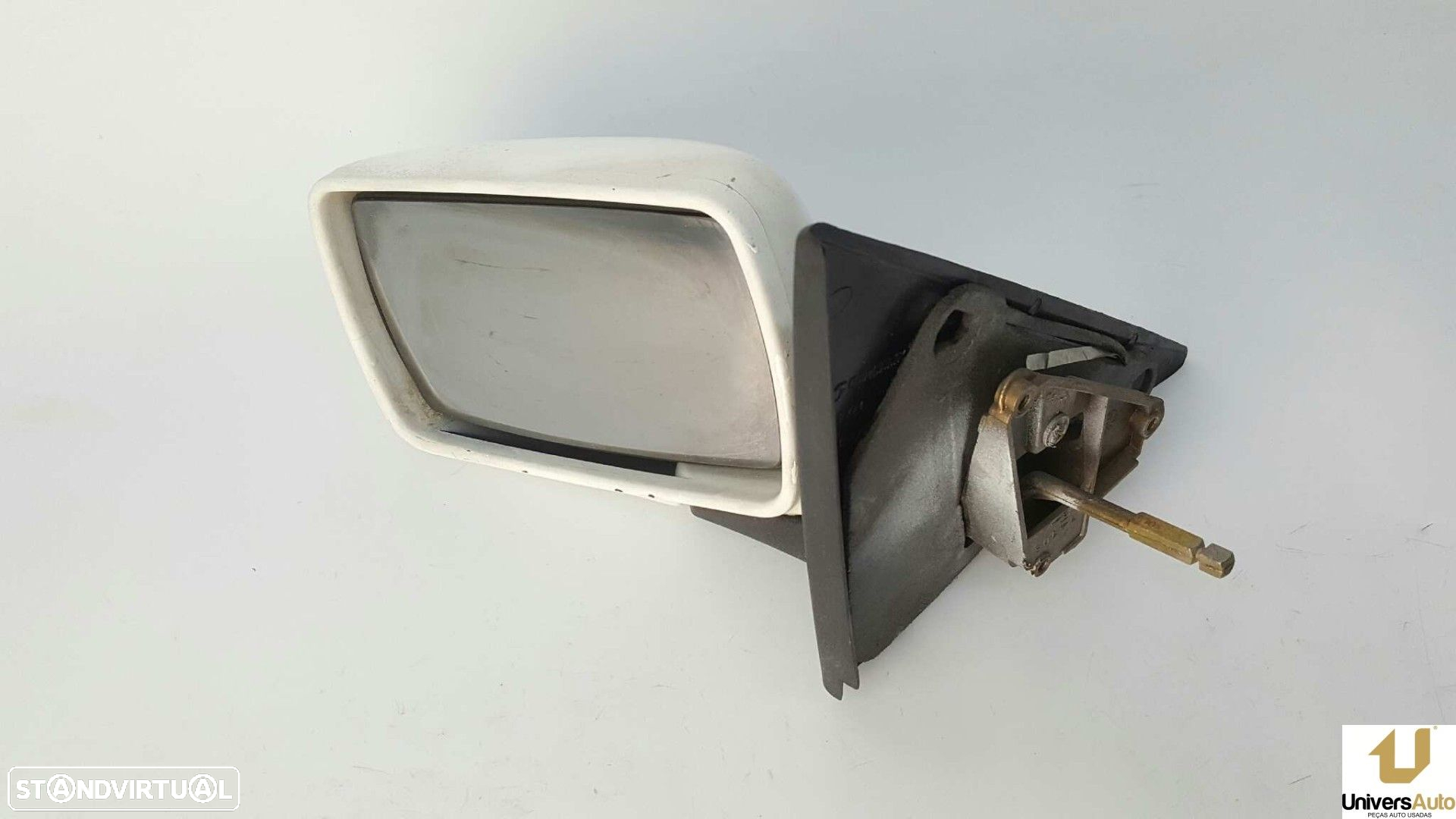 RETROVISOR ESQUERDO FORD ESCORT BERLINA/TURNIER CLX BERLINA - 4