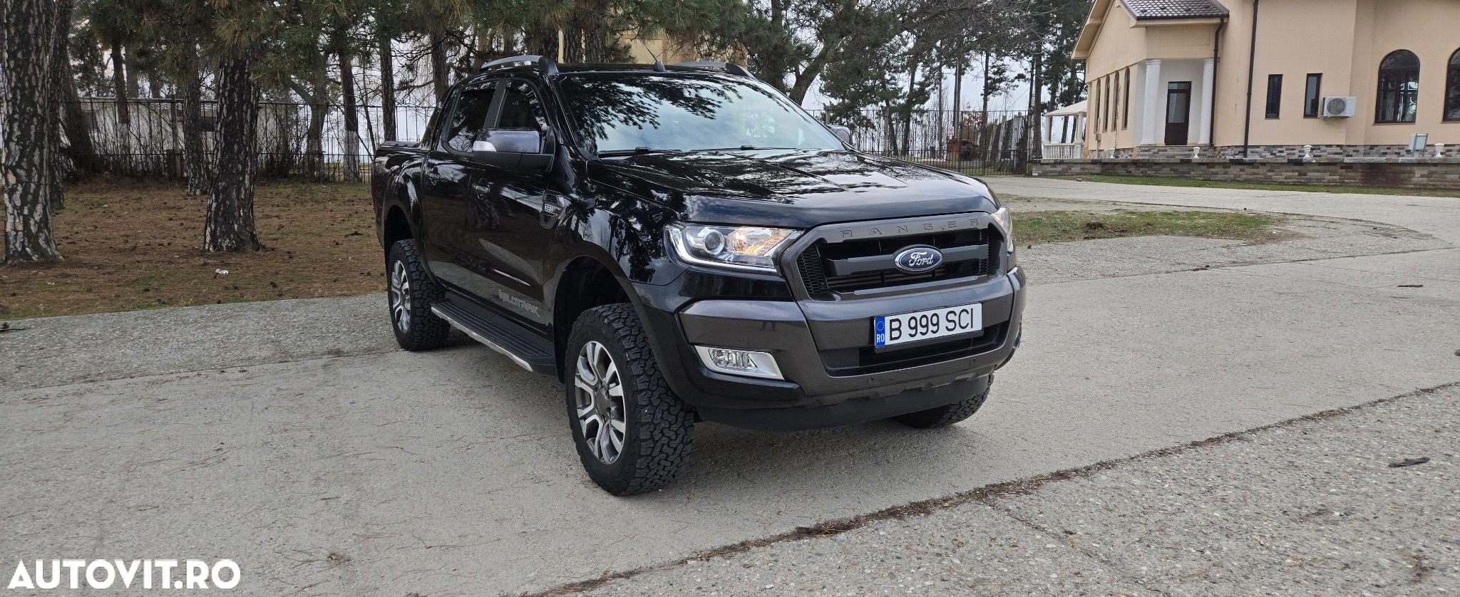 Ford Ranger Pick-Up 3.2 TDCi 4x4 Cabina Dubla WILDTRACK Aut. - 9