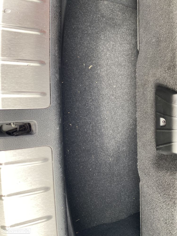 BMW X2 18 d sDrive Auto X Pack M - 12