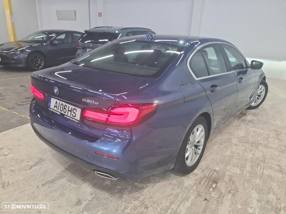 BMW 530 e - 3