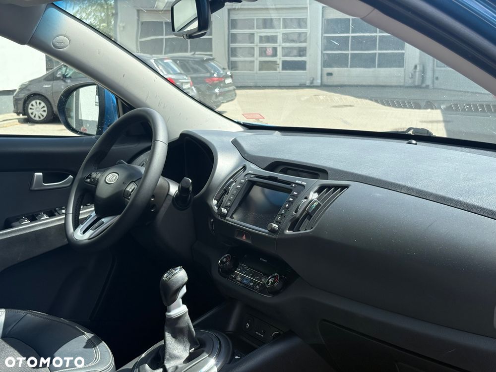 Kia Sportage 2.0 CRDI 2WD Spirit - 13