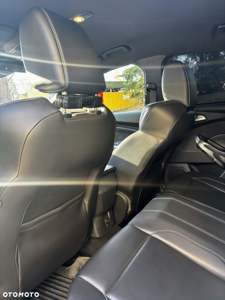 Ford Focus 2.0 EcoBoost ST mit Leder-Exclusiv-Paket - 23