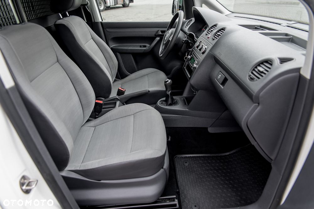 Volkswagen Caddy - 38