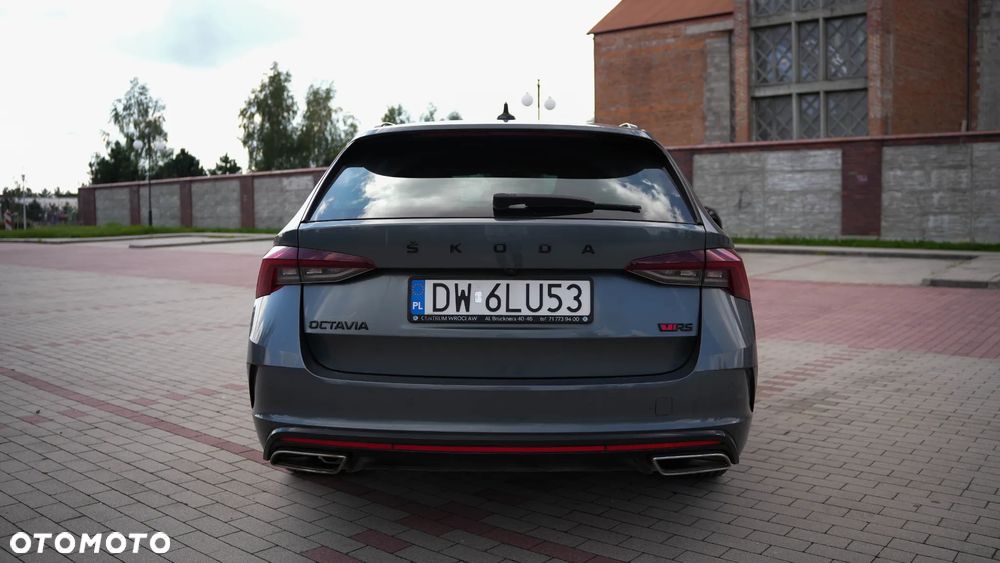 Skoda Octavia 2.0 TDI RS DSG - 5