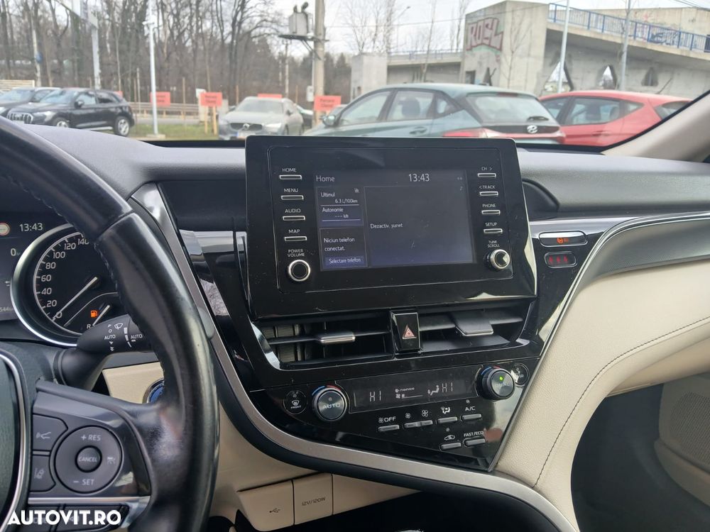 Toyota Camry 2.5 Dynamic - 7